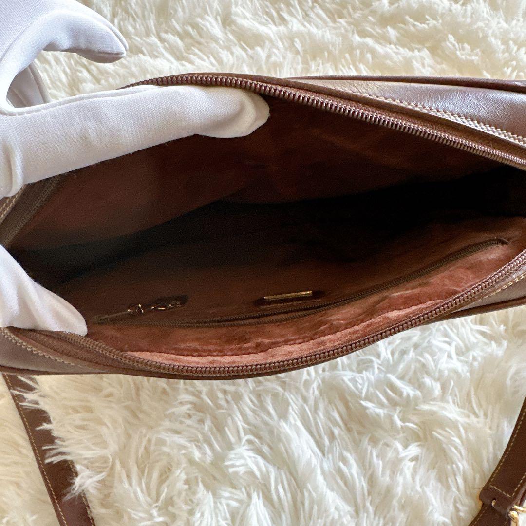 貴重 GUCCI オールドグッチ ショルダーバッグ ロゴ　クレスト