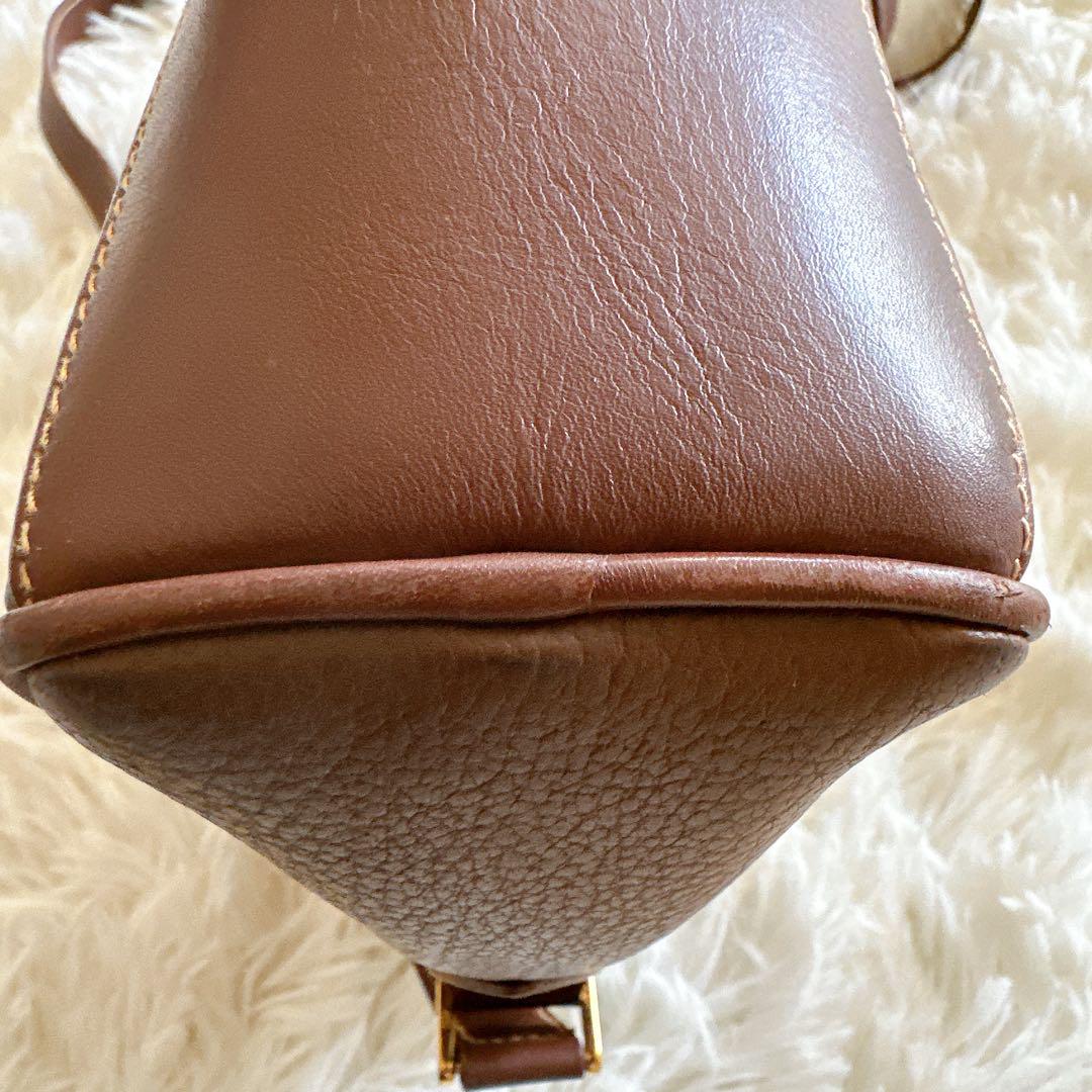貴重 GUCCI オールドグッチ ショルダーバッグ ロゴ　クレスト