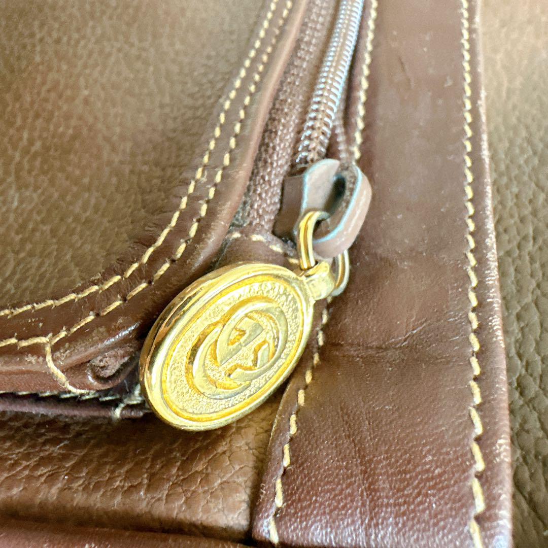 貴重 GUCCI オールドグッチ ショルダーバッグ ロゴ　クレスト