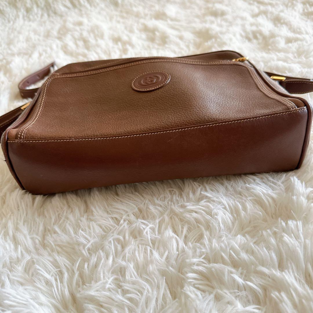 貴重 GUCCI オールドグッチ ショルダーバッグ ロゴ　クレスト