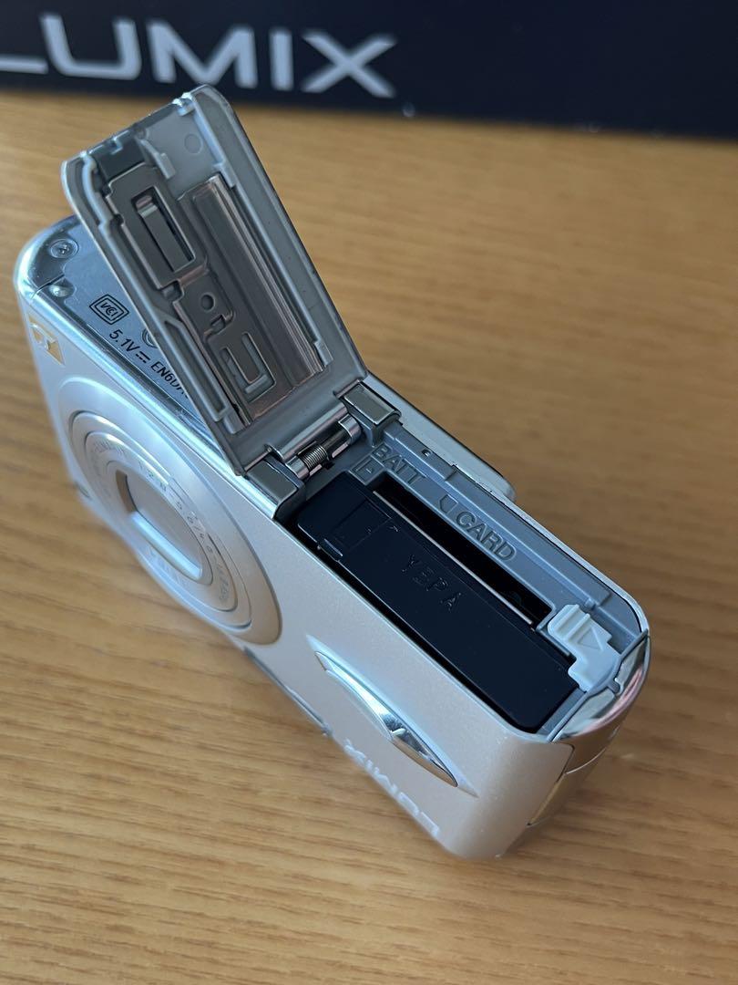 Panasonic LUMIX FX DMC-FX01-S