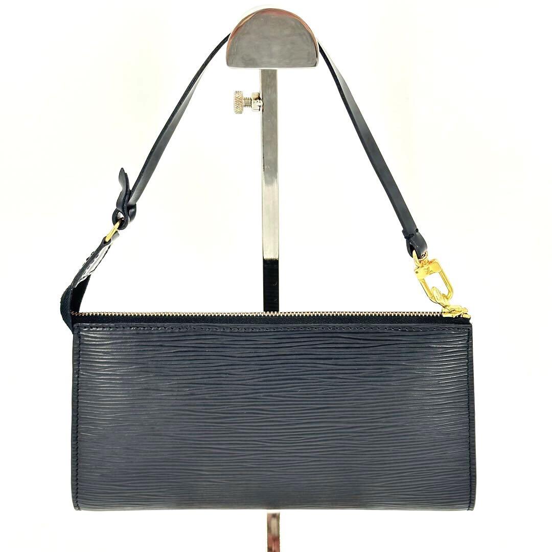 美品 LOUIS VUITTON アクセソワール エピ 黒色 ポーチ レザー 美品 LOUIS VUITTON アクセソワール エピ 黒色 ポーチ レザー