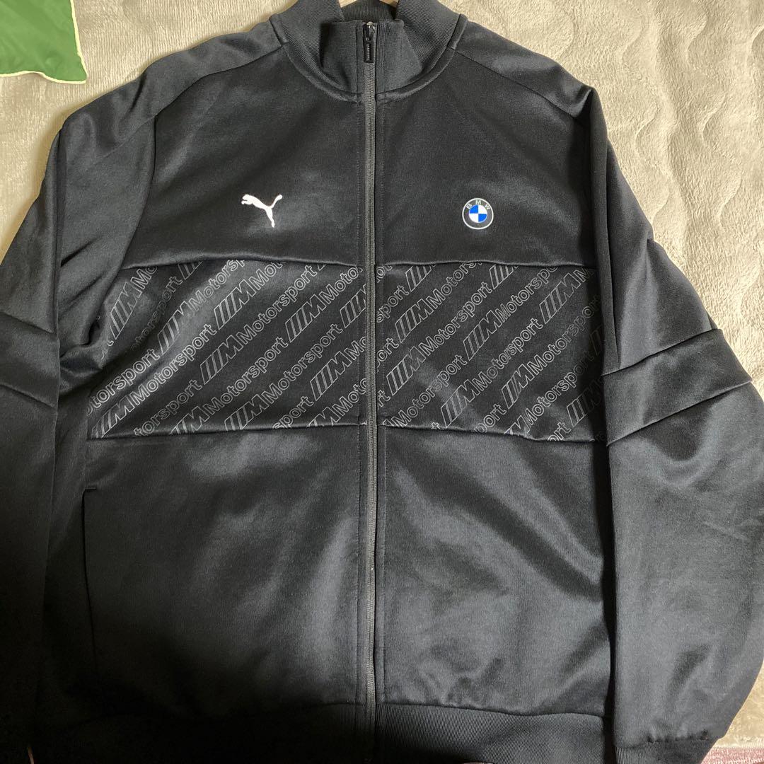 PUMA✖︎BMWのコラボした服