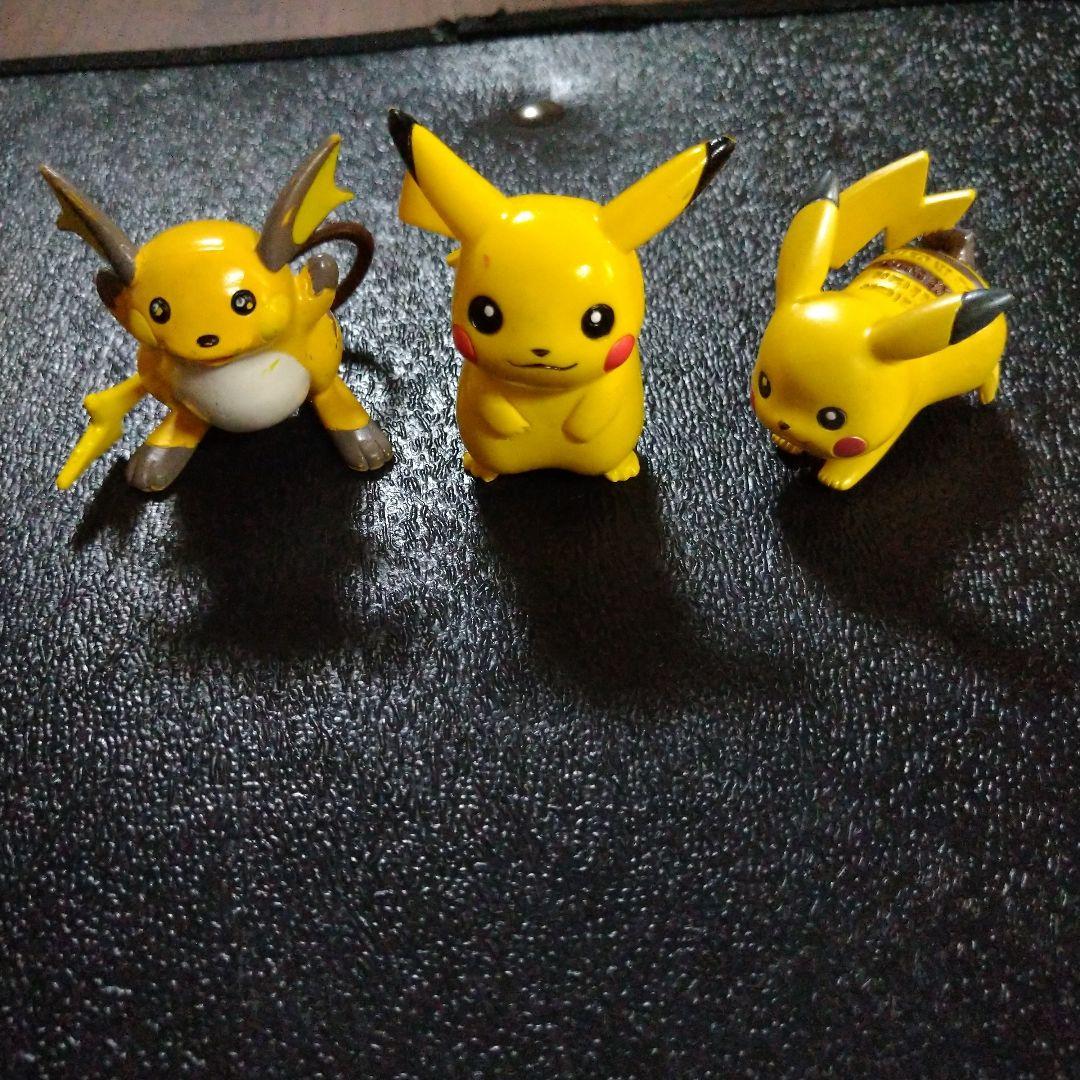 ポケモン モンコレ フィギュア ライチュウ ピカチュウ ピチュー