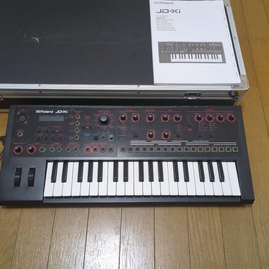 Roland JD-Xi モジュラーシンセサイザーとおまけケース