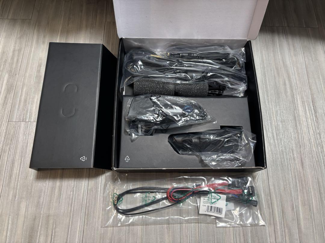 Audi純正ドライブレコーダー UTR2.0 前後カメラ - メルカリ