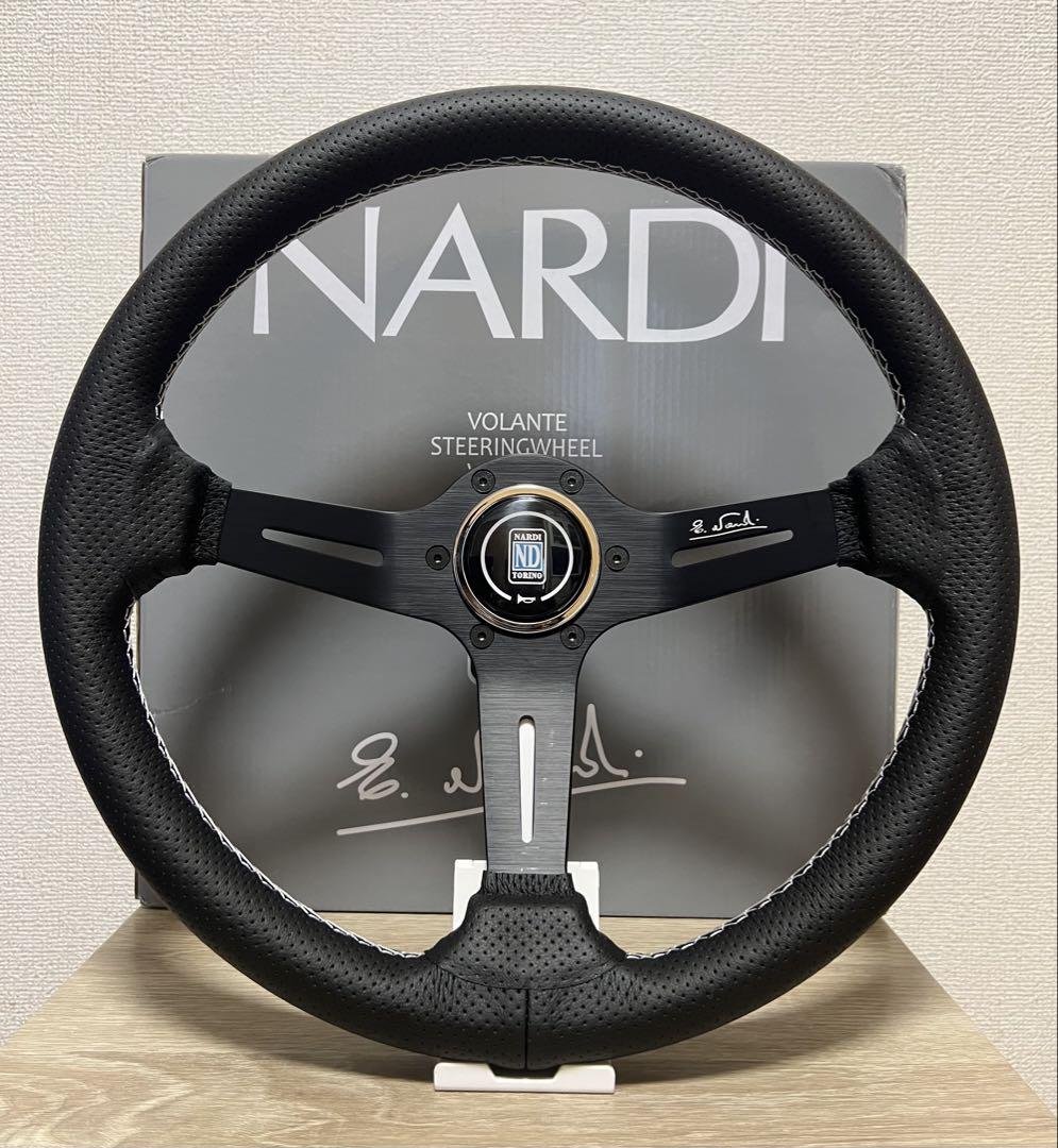 ナルディNARDI ディープコーンカーボンレザーステアリング新品未使用 最終値下げ】ナルディNARDI ディープコーン レザー ステアリング