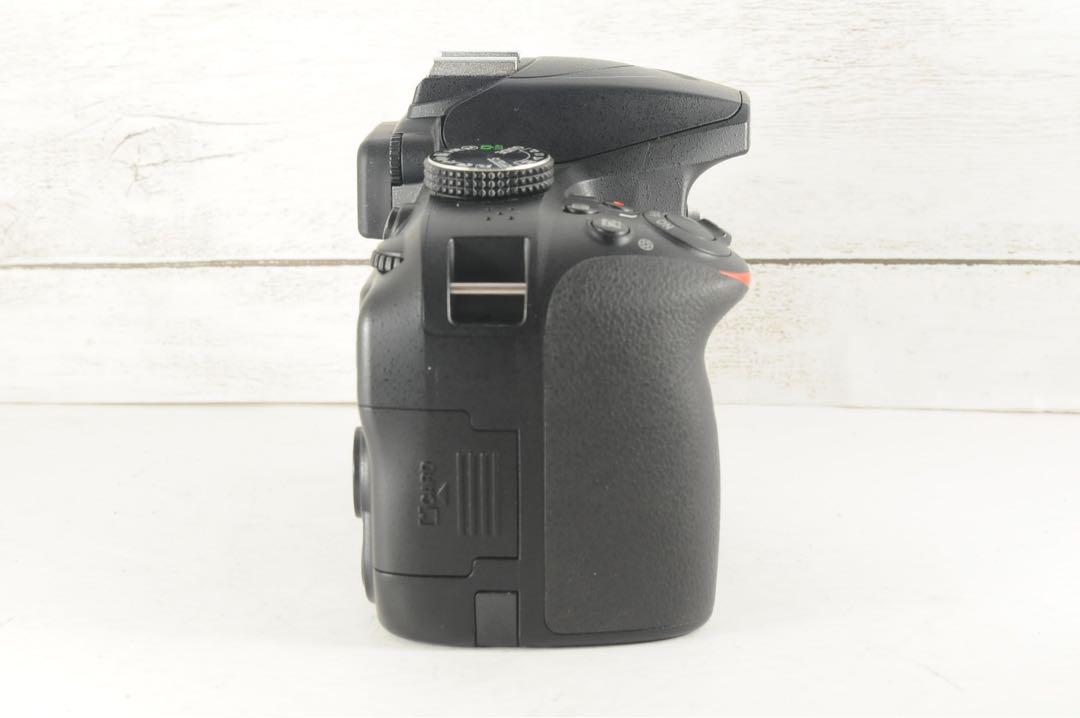 D3400