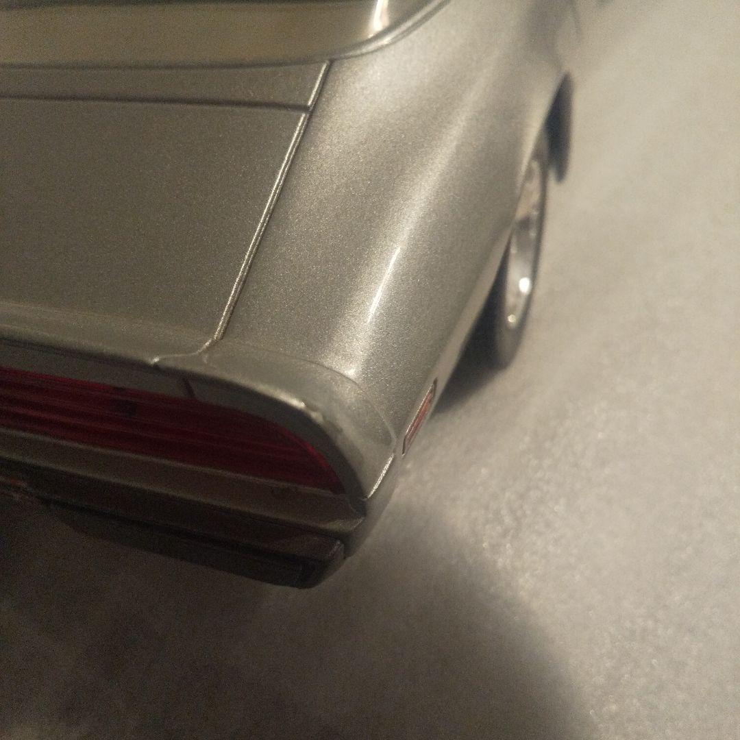 ポンティアック ファイヤーバード ROAD signature1/18スケール