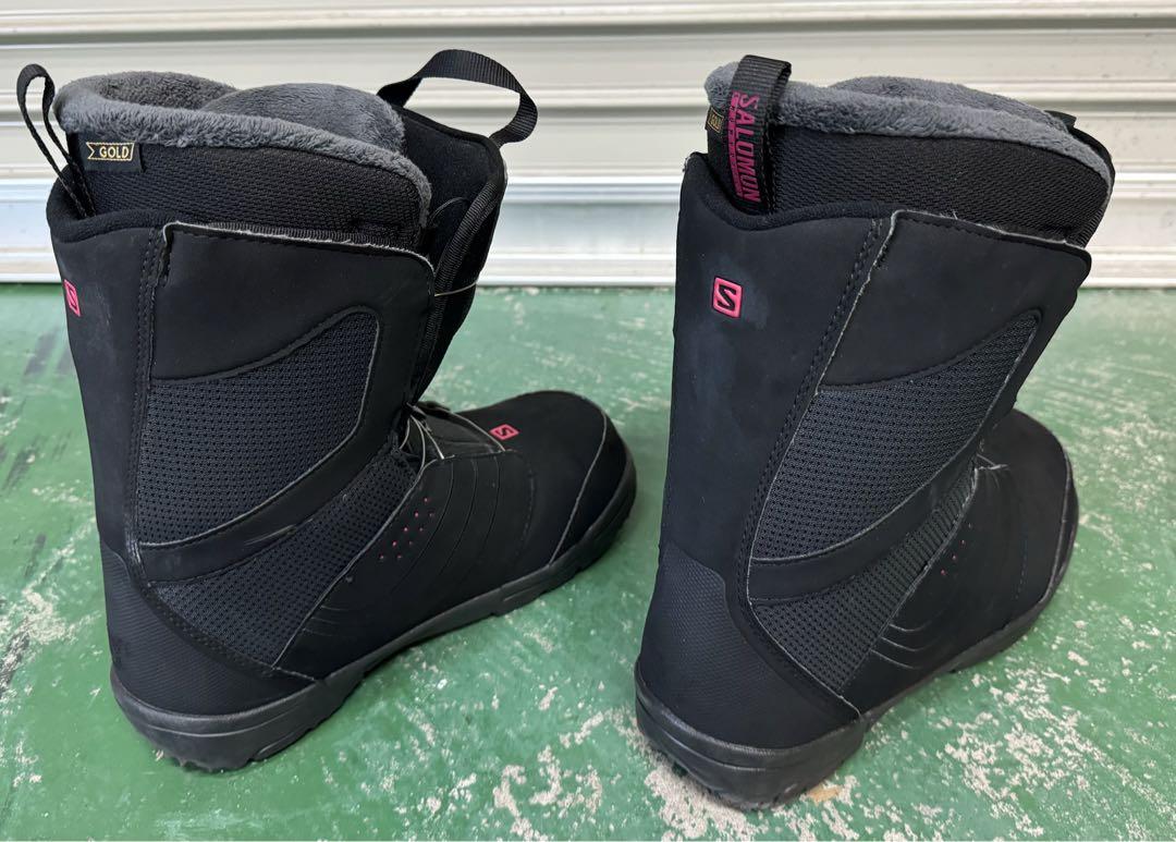サロモン　スノーボードブーツ 24センチ　（オマケ）BURTON 収納バッグ付き