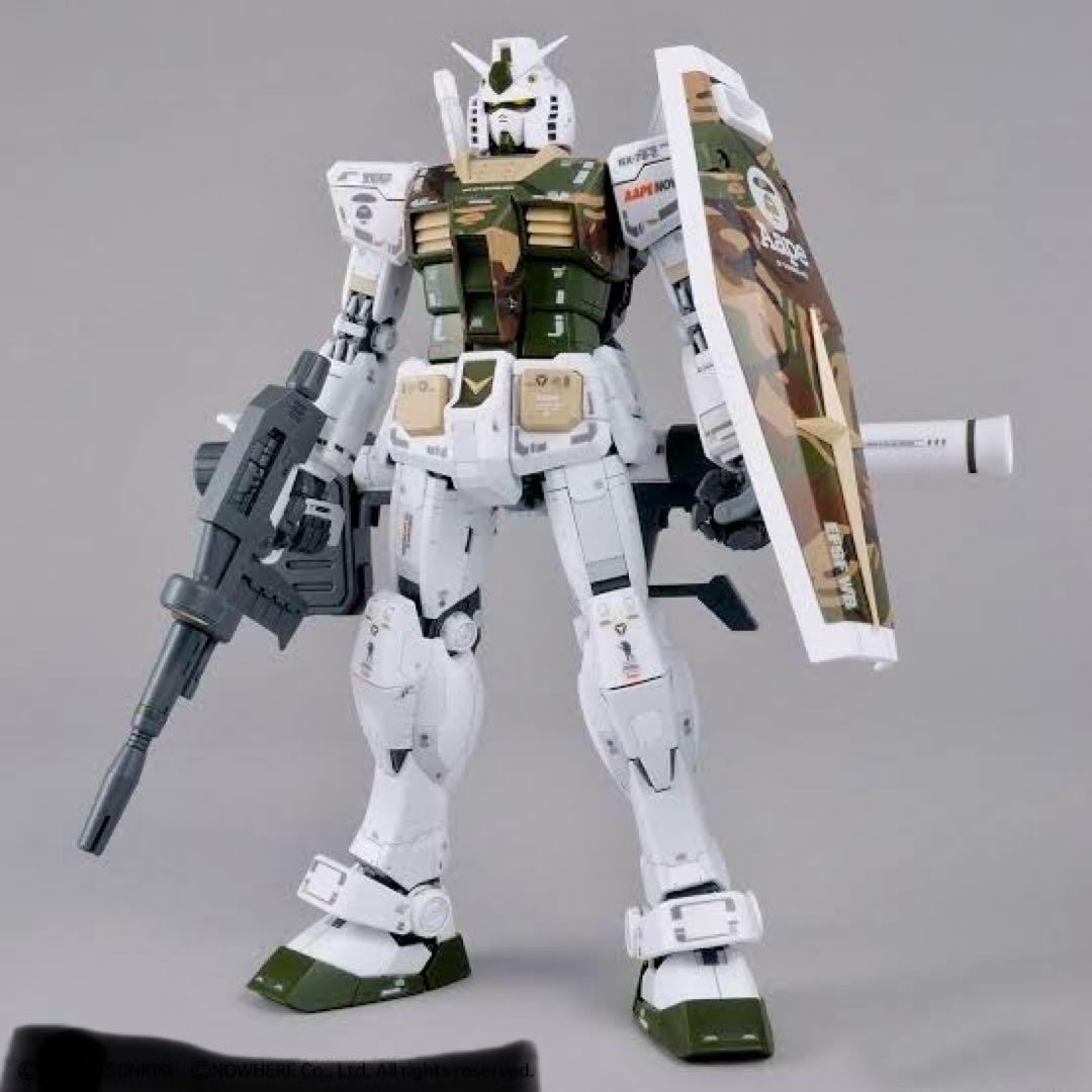 バンダイMG1/100Aape RX-78-2ガンダムGRN-CAMO限定版