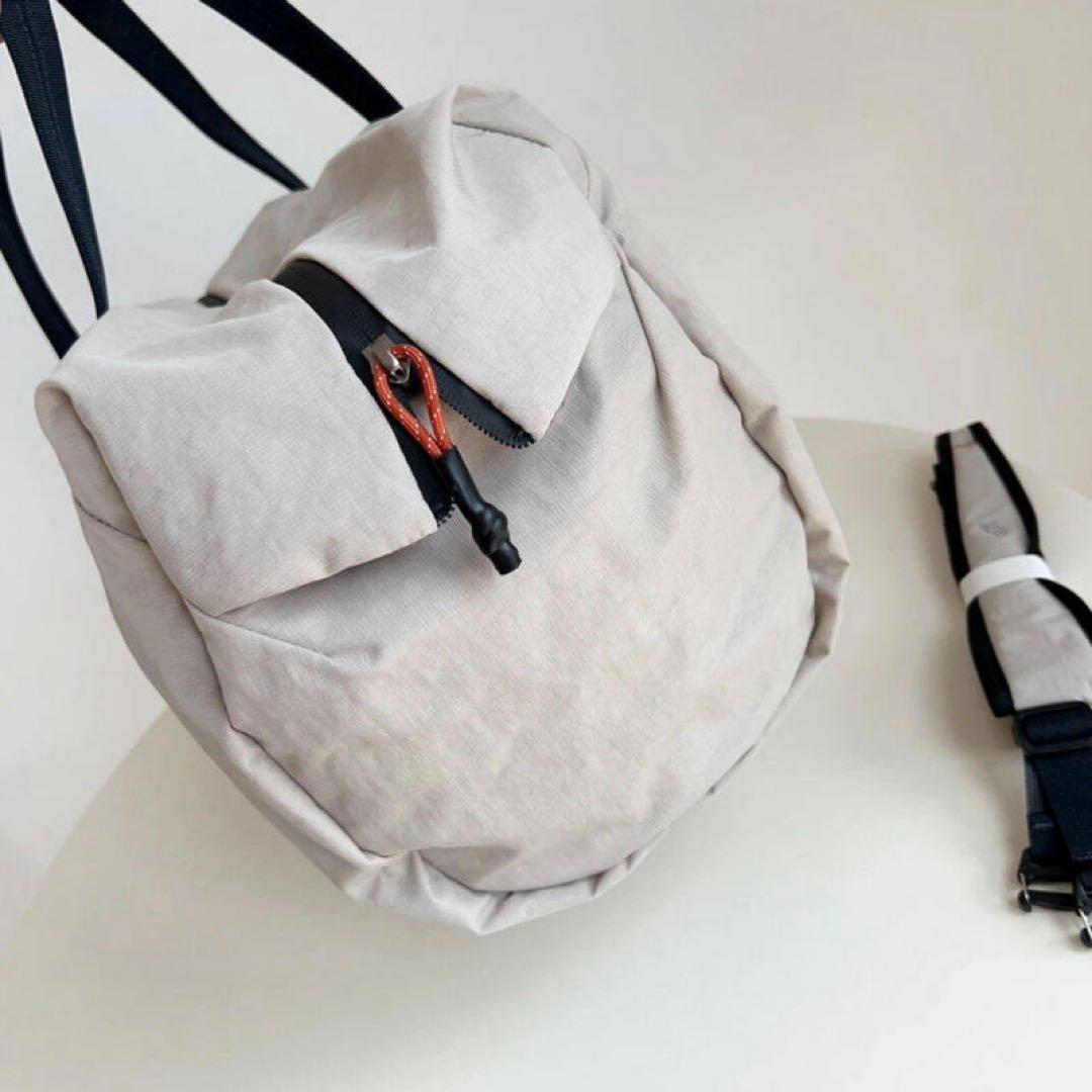 新品Bellroy ベルロイ Lite Buffel30Lボストンバッグホワイト 新品Bellroy ベルロイ Lite Buffel30Lボストンバッグホワイト