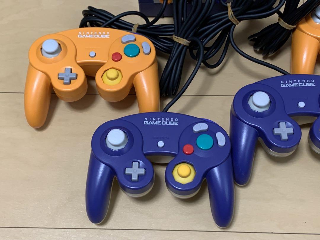 ゲームキューブ　コントローラー　中古品　合計4点