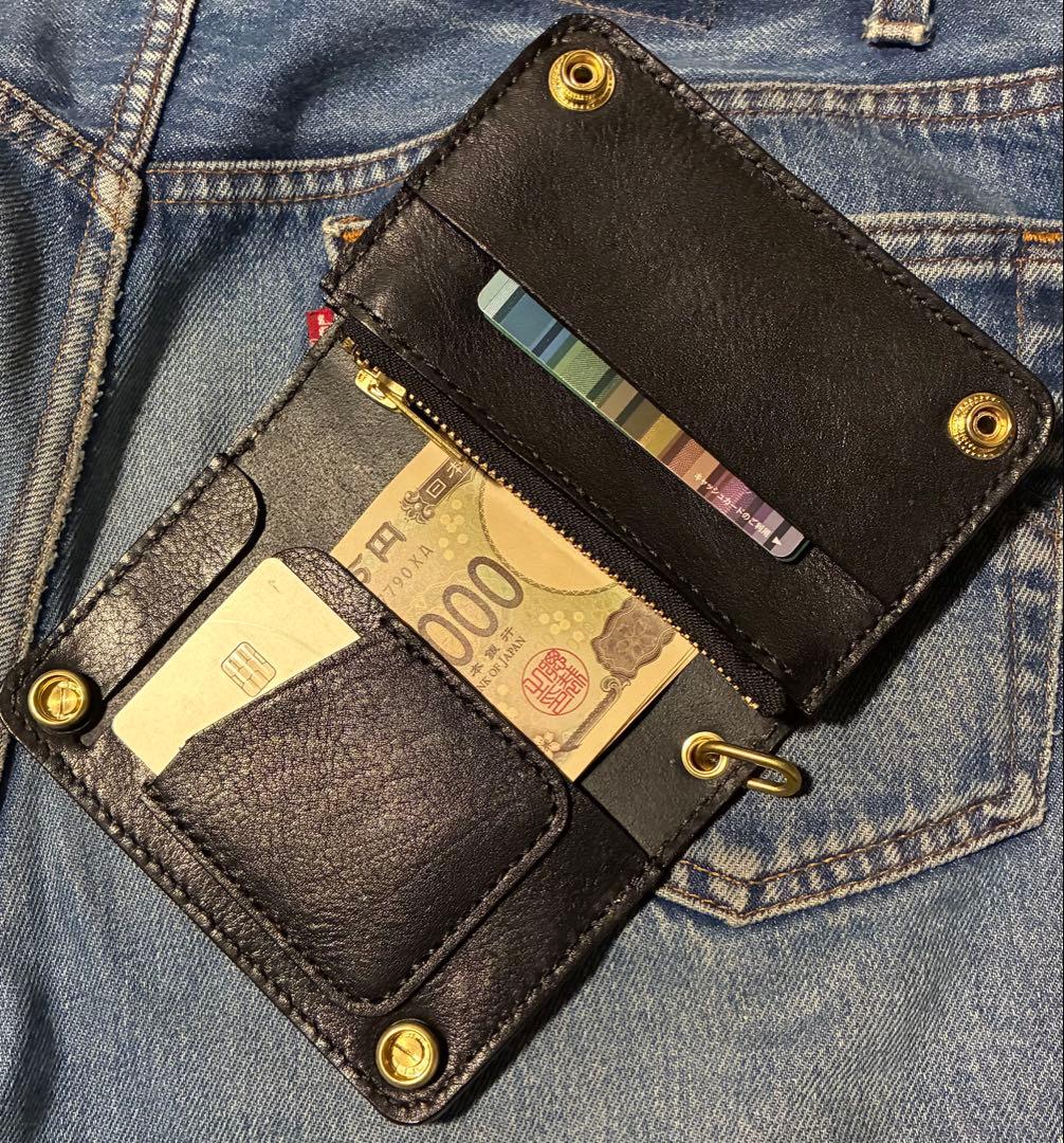 トラッカーウォレット ミドル シュリンク ブラスゴールド クロスボールコンチョ トラッカーウォレット ミドル シュリンク ブラスゴールド クロスボールコンチョ