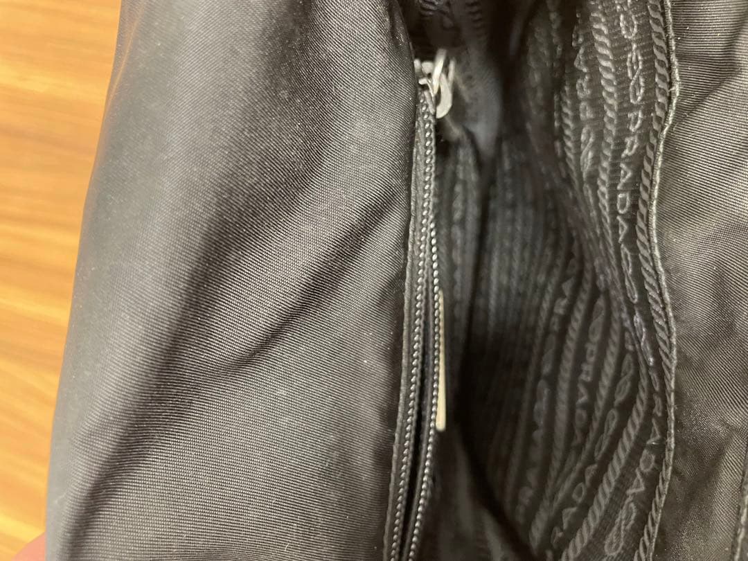 PRADA(プラダ)ナイロンショルダーバッグ