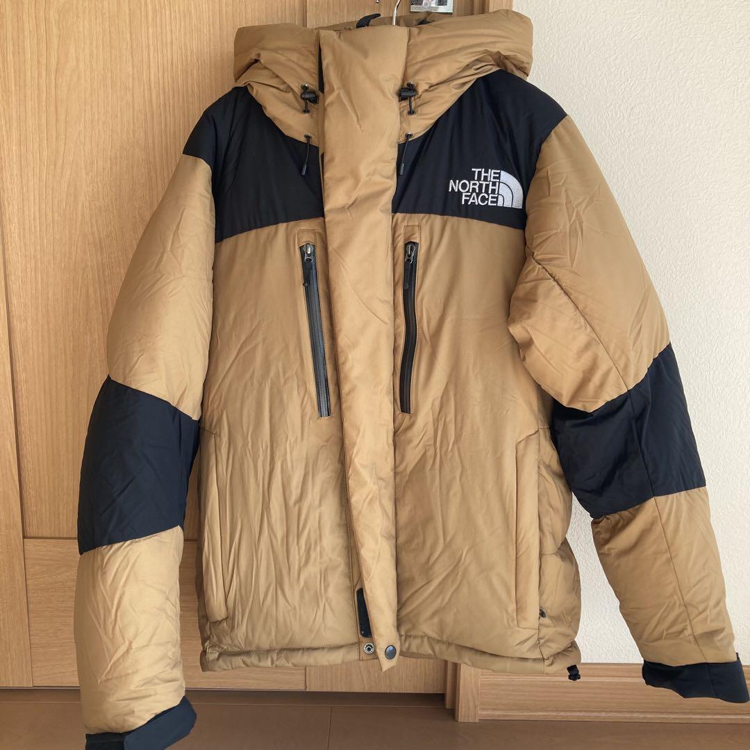 THE NORTH FACE フード付きダウンジャケット