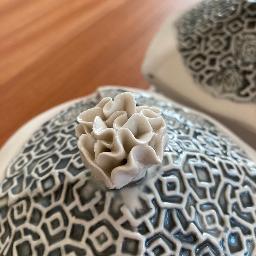 3個 グレー色デザイン