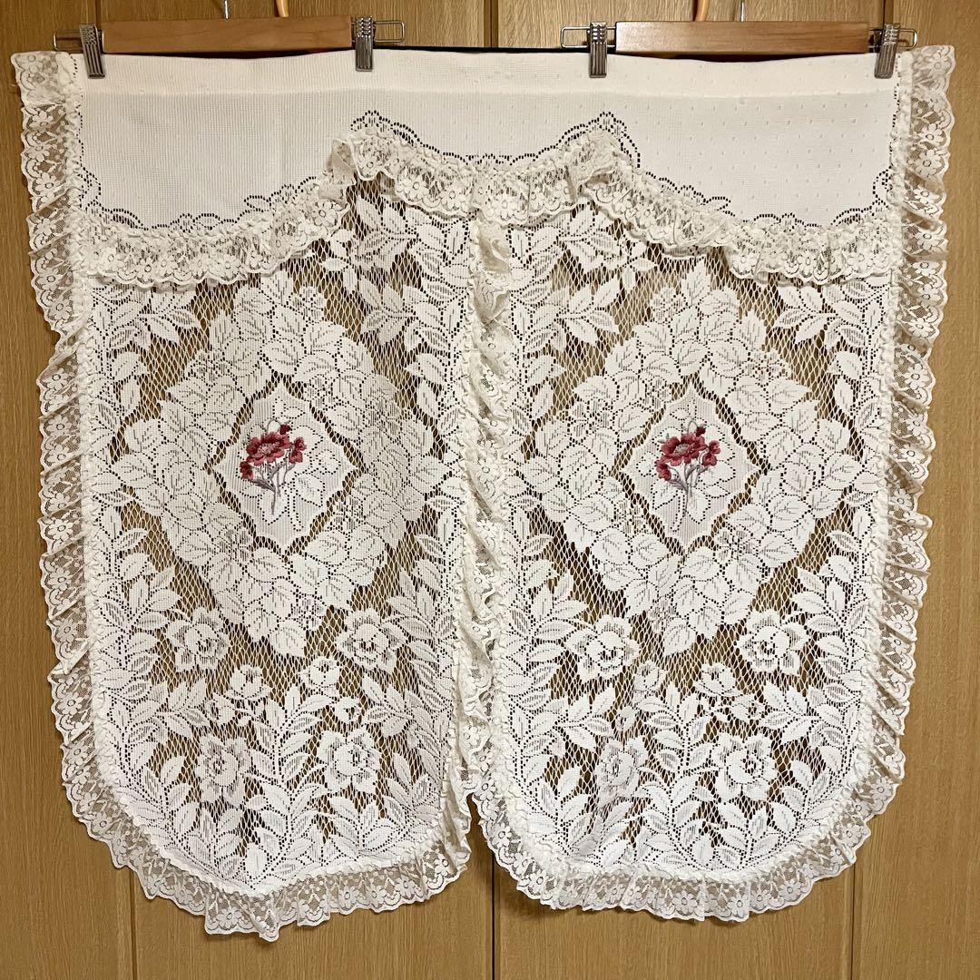 当時物 昭和レトロ レースのれん 花柄 刺繍 - メルカリ