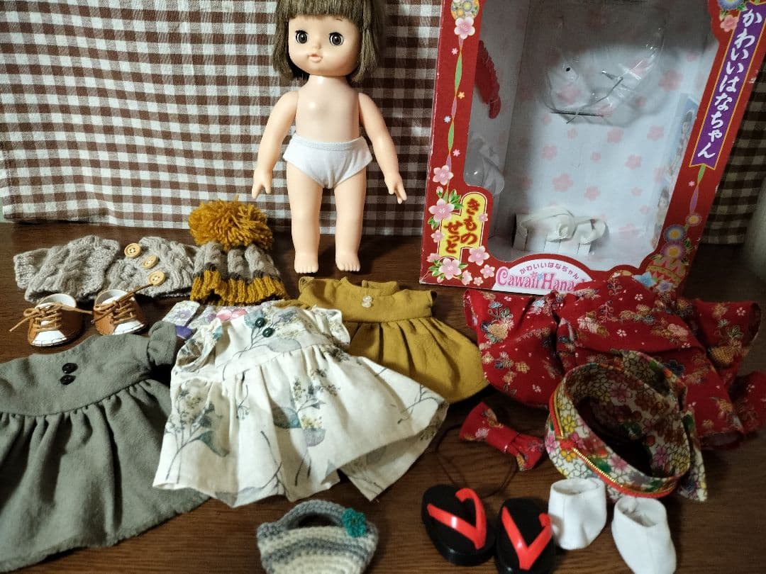 かわいいはなちゃん 　着物　ハンドメイド服　靴　ニットカーデ　帽子　本体