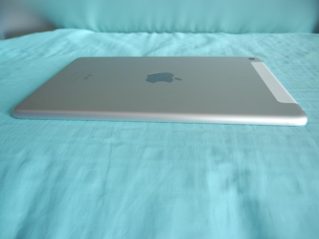 バッテリー正常　iPad mini4 64GB　SIMフリー