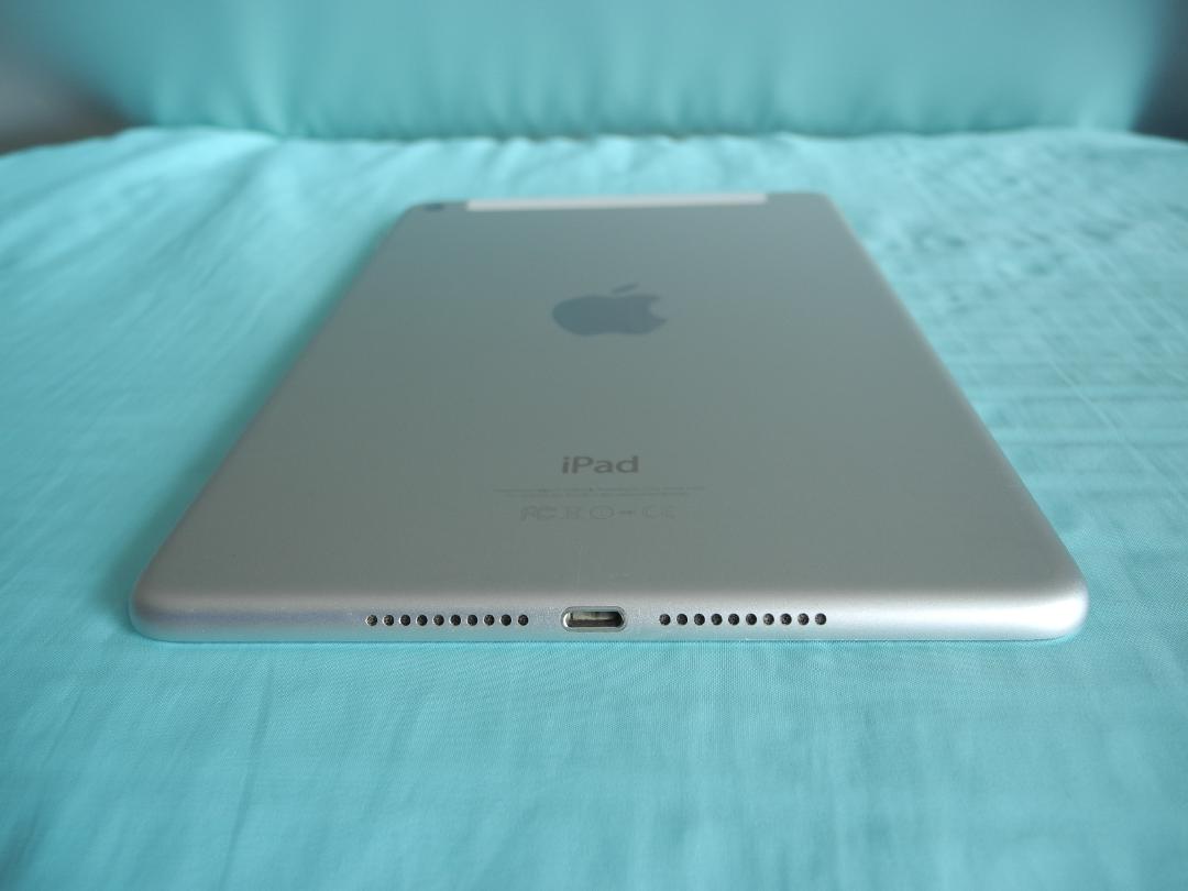 バッテリー正常　iPad mini4 64GB　SIMフリー