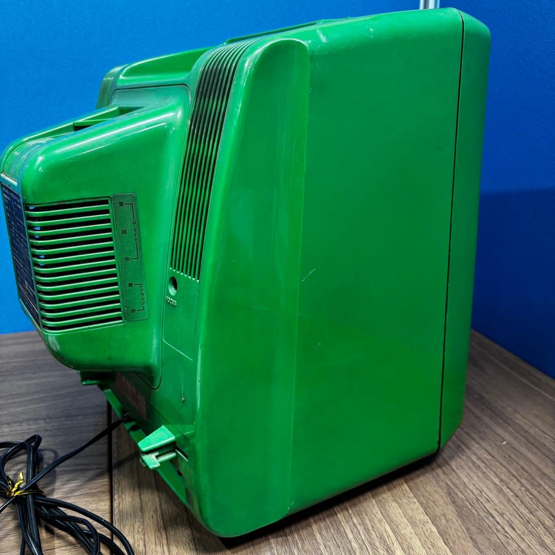 ナショナルカラーテレビ TH11- S11 緑 1976年製 昭和レトロ ナショナルカラーテレビ TH11- S11 緑 1976年製 昭和レトロ
