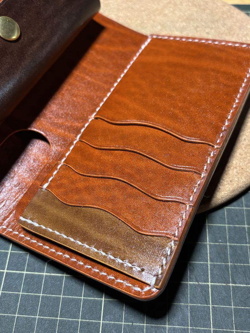 ミドルウォレット　ベルギー産　ルガト　ハンドメイド ミドルウォレット ベルギー産 ルガト ハンドメイド - メルカリ