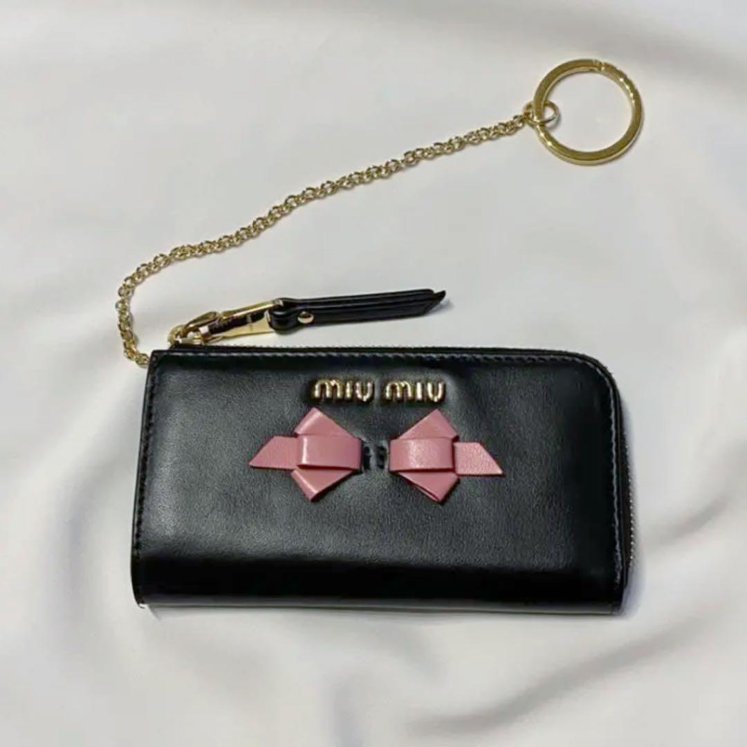 ○日本正規品○ キーケース リボン ミュウミュウ 使用感僅か❣️MIUMIU 小銭入れ 収納 小物 - キーケース - www.666-lan.com ○日本正規品○ キーケース リボン ミュウミュウ 使用感僅か❣️MIUMIU 小銭入れ 収納 小物 - キーケース - www.666-lan.com