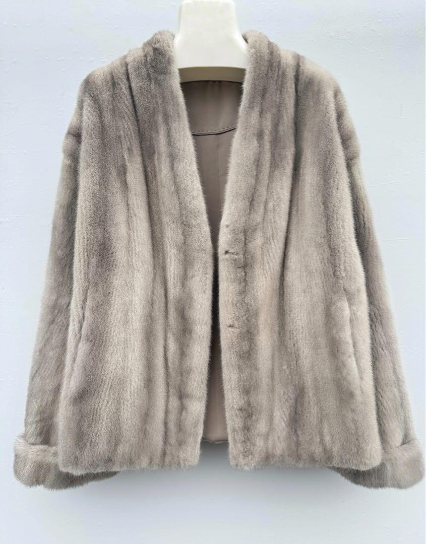 フルスキンシルバーミンク　ノーカラーカーディガン 140,000円