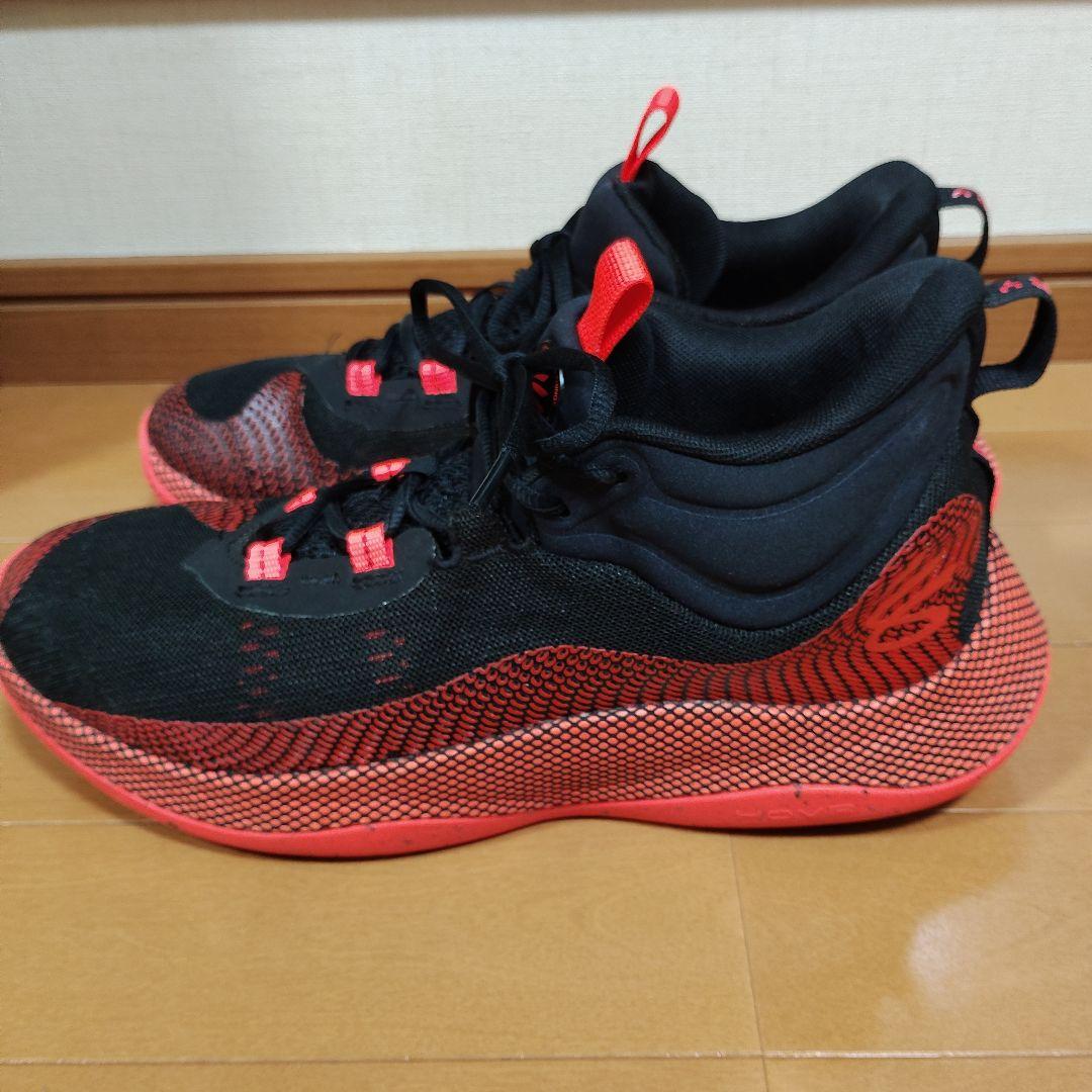 CURRY9 カリー9　アンダーアーマー バスケットボールシューズ　28㎝