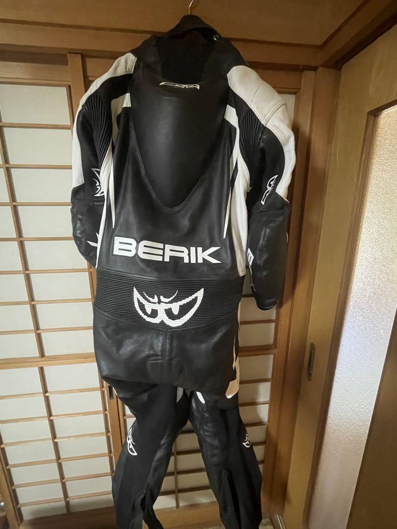 ベリック レーシングスーツ BLACK/White 56サイズ(XXL) 画像2