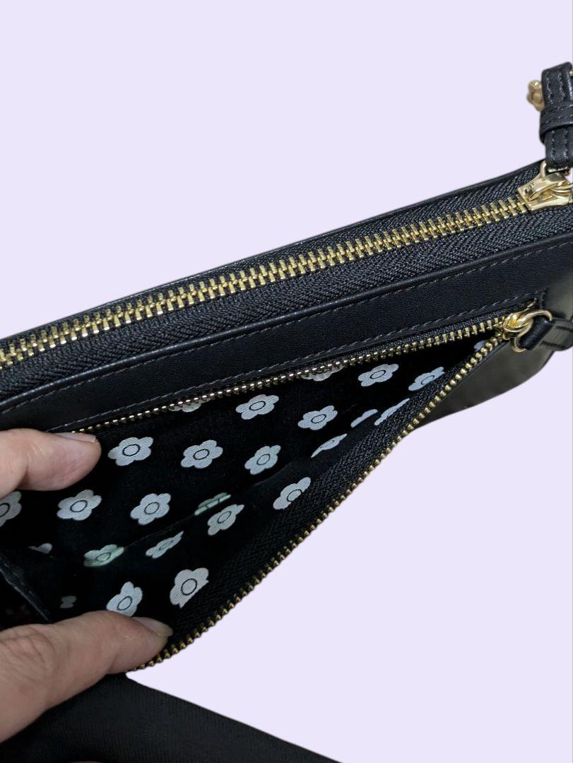 【新品未使用品】マリークワント　デイジーチャームポイントパース　長財布 黒