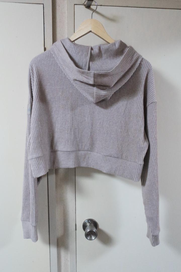 お値下げしました　アロー　MUSE HOODIE ミューズフーディー ベージュ アロー MUSE HOODIE ミューズフーディー ベージュ