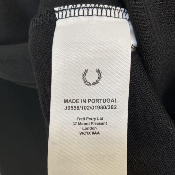 お得最安値 美品 FRED PERRY フレッドペリー トラックジャケット 黒 でかロゴ D19FH-m42122983787 20%OFF