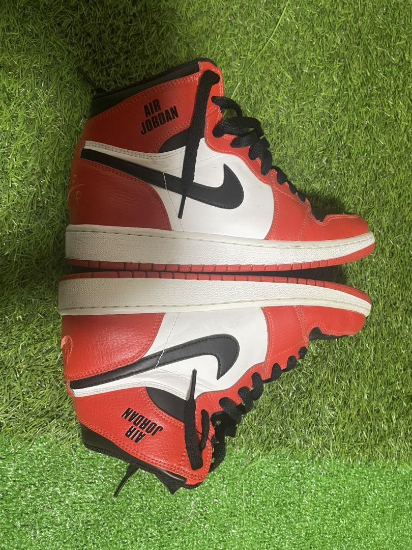 Air Jordan 1 レッド/ブラック/ホワイト