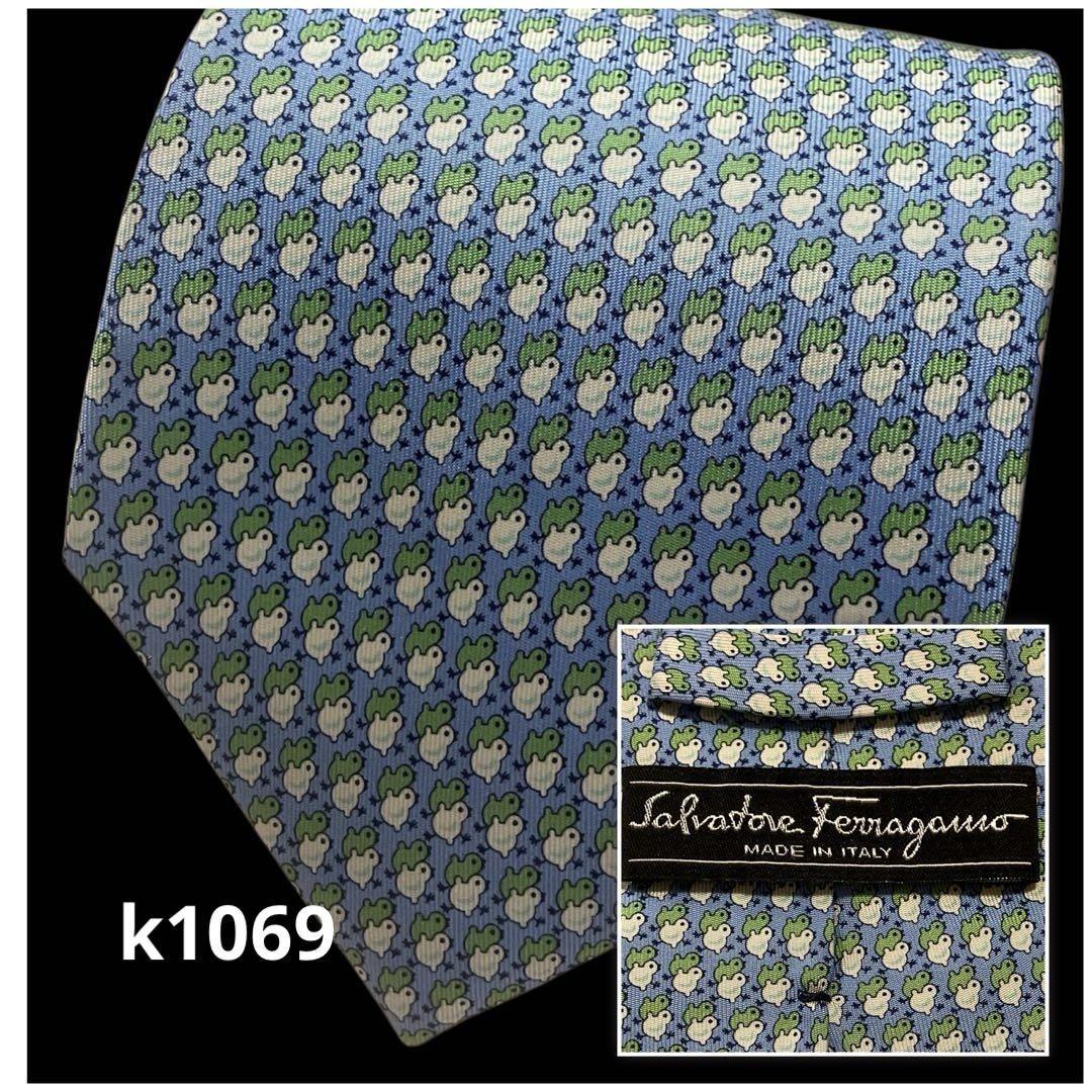Salvatore Ferragamo 新品未使用高級ネクタイ