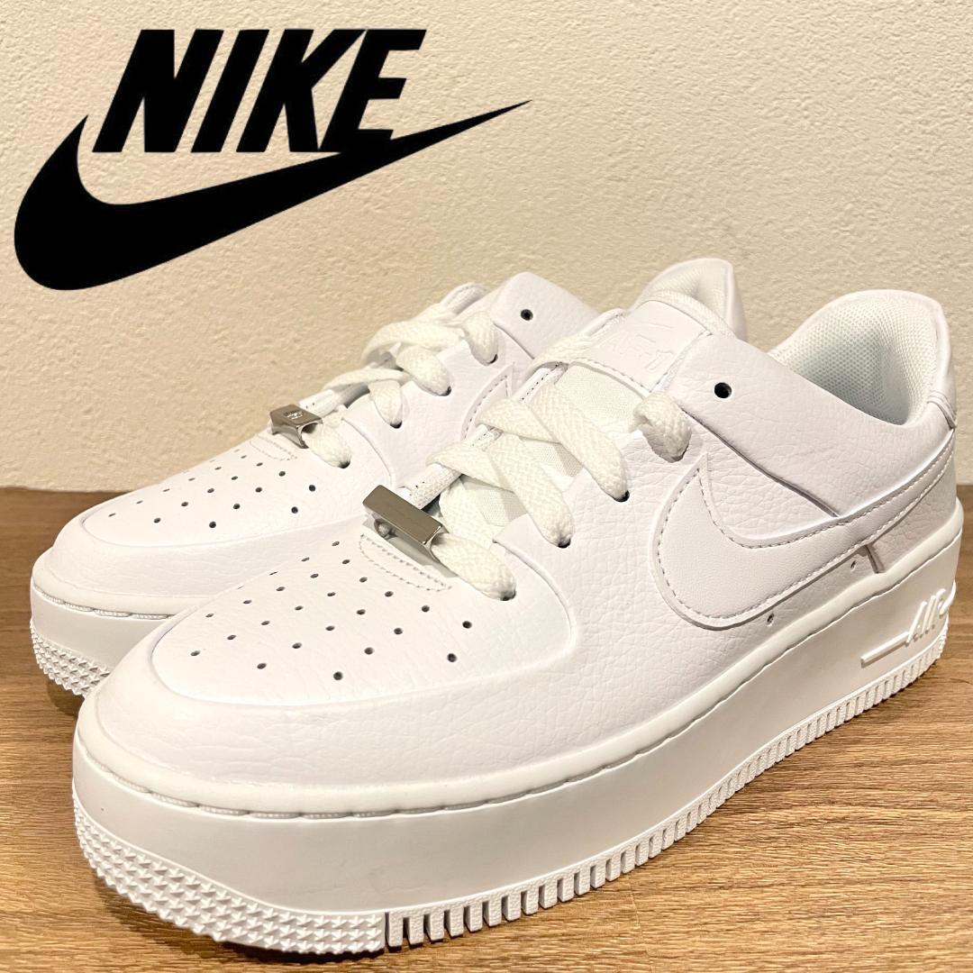 ★Nike★大人気★AIR FORCE 1 SAGE LOW★追跡可 国内10月5日発売予定】ナイキ エア フォース 1 セイジ レース XX