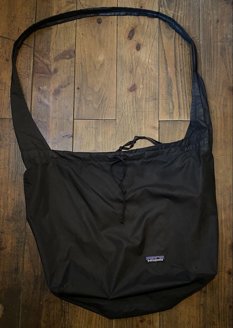 【未使用新品】パタゴニア　キャリーエール　エコバッグ　黒 新品 patagonia パタゴニア エコバッグ キャリーエールバッグ