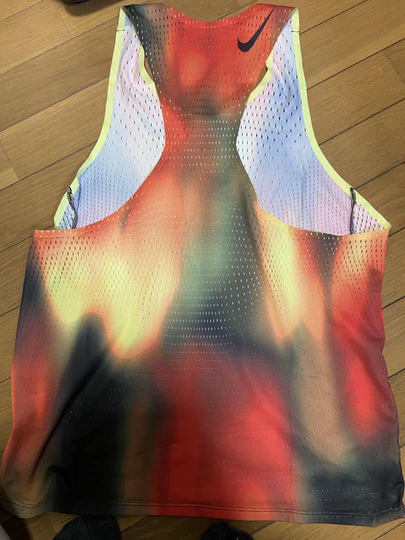NIKE エアロスイフト　L