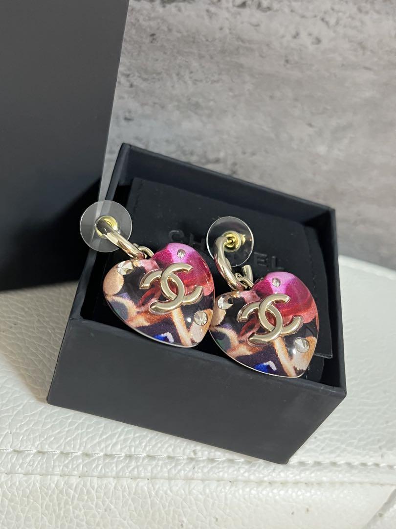 CHANEL シャネル ハート型ピアス 【正規品】 現在特別価格！！！