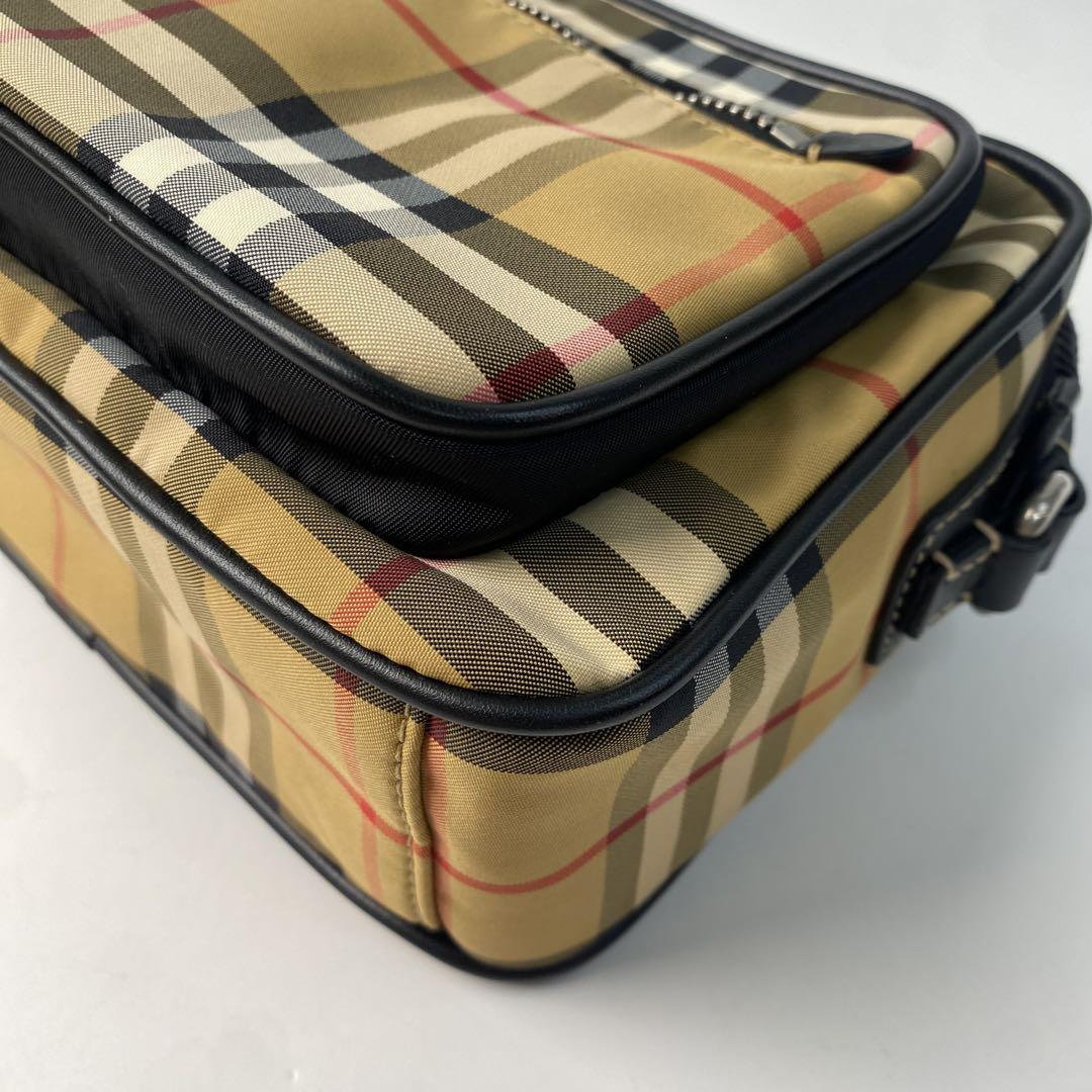 美品 バーバリーBurberry ショルダーバッグ ノヴァチェック 斜めがけ
