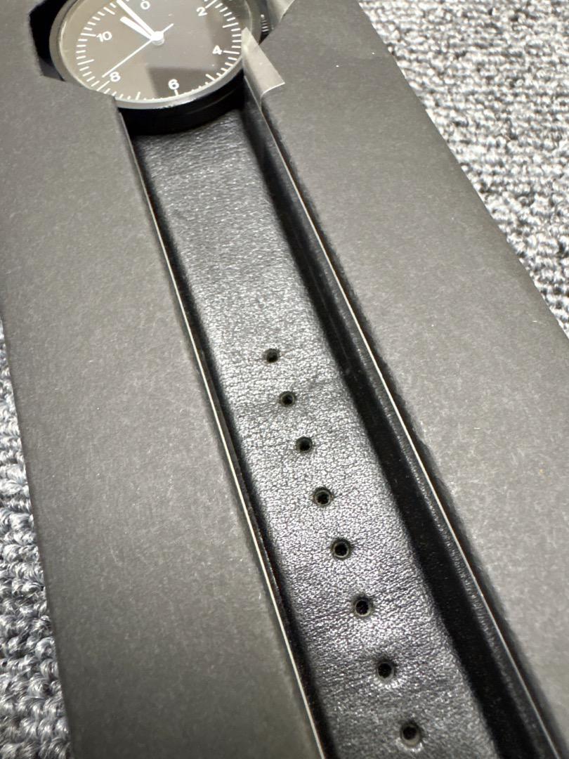 美品★無印良品★腕時計・Ｗａｌｌ　Ｃｌｏｃｋ・黒　バンド：黒革　ＭＪ‐ＷＣＷ１⌘