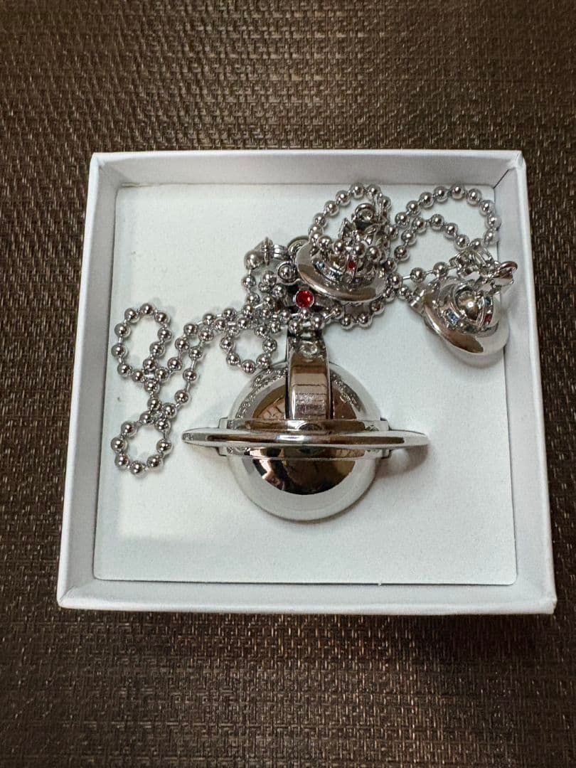 オーブライターネックレス