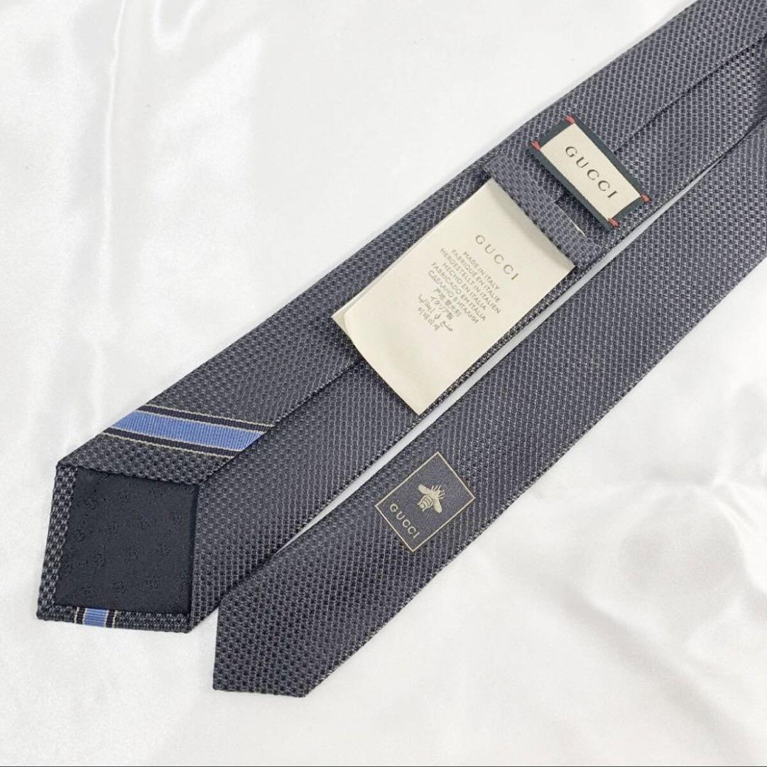 【美品】　GUCCI グッチ　ネイビー シルク ネクタイ タグ付き