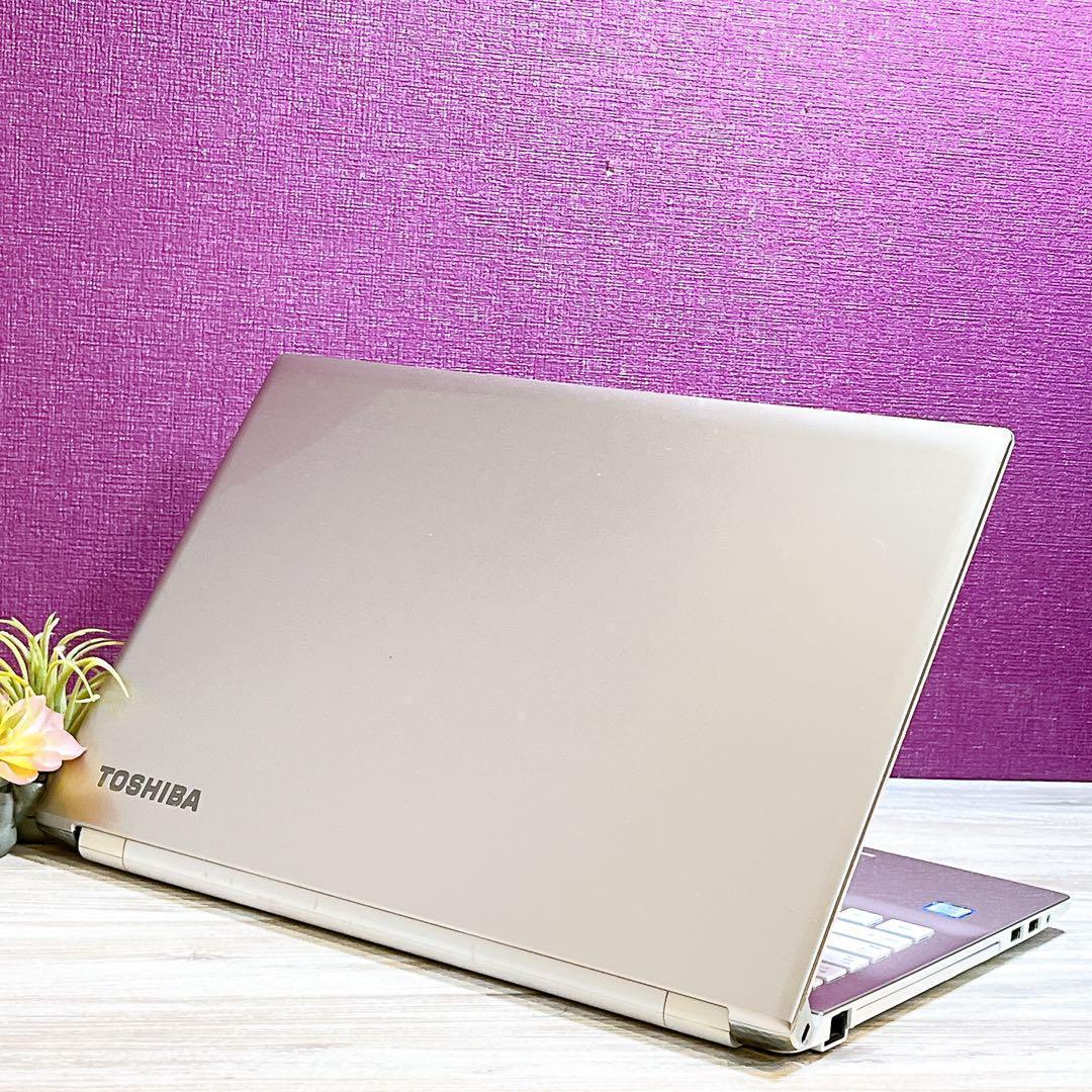 美品✨上品サテンゴールド✨すぐ使えるノートパソコン✨Windows11✨カメラ付 美品✨Windows11✨すぐ使えるノートパソコン✨カメラ付✨上品