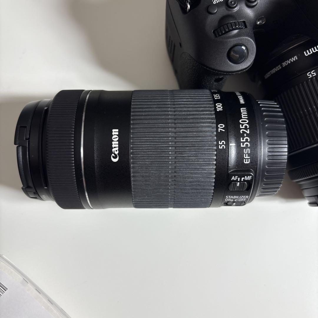 Canon EOS Kiss X8i 本体とレンズ2本
