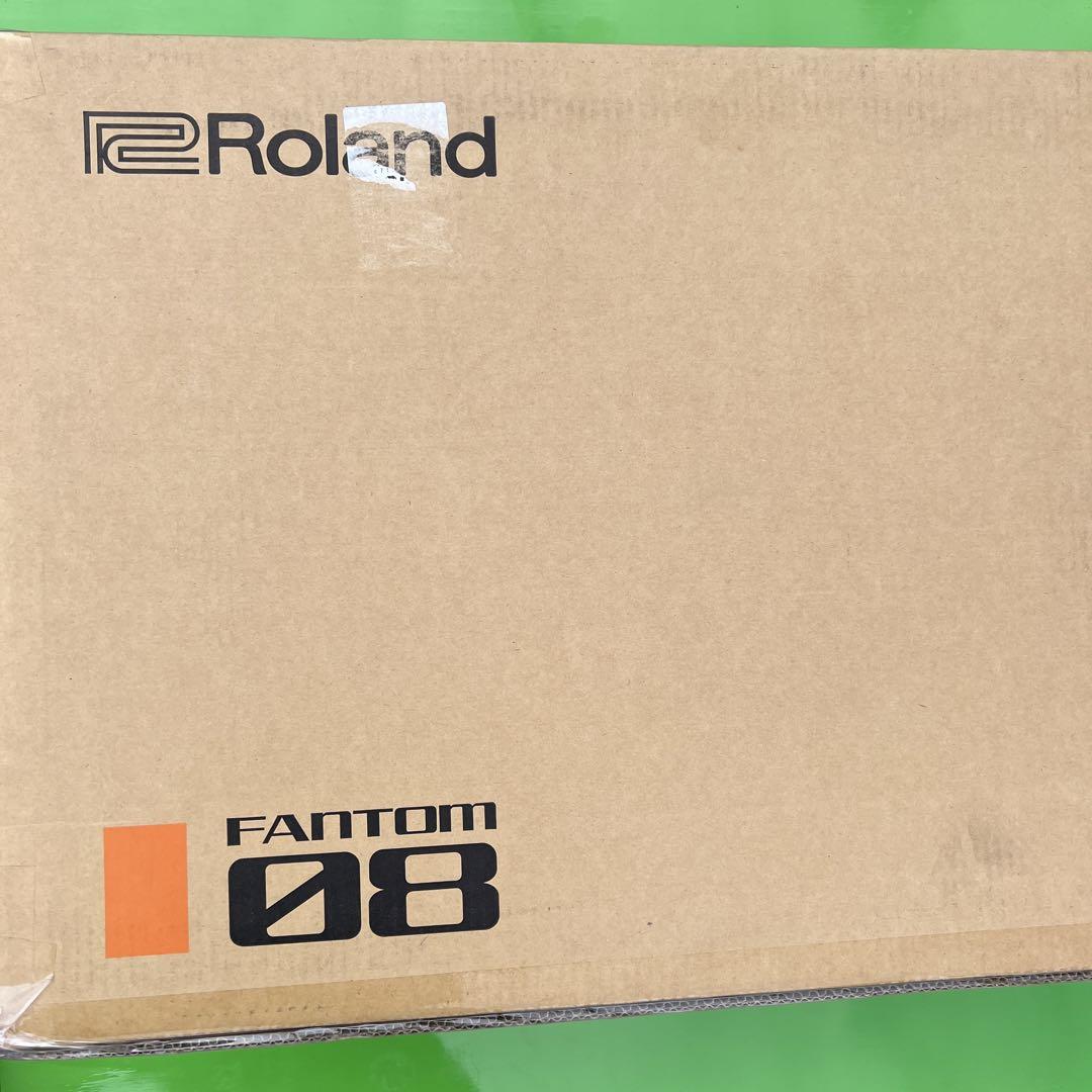 ROLAND FANTOM-08