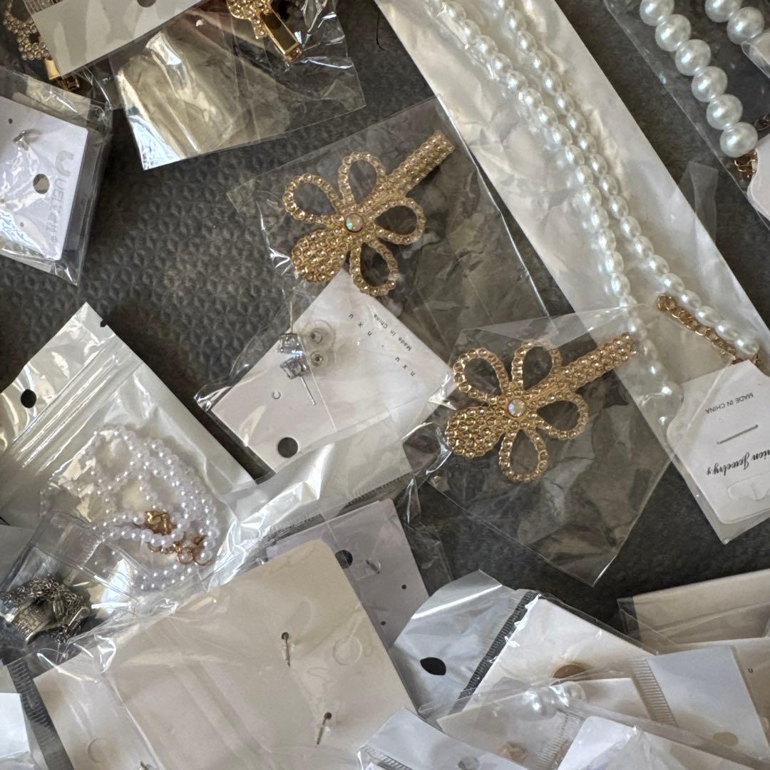 未開封 ピアス ネックレス 頭飾り ブレスレット