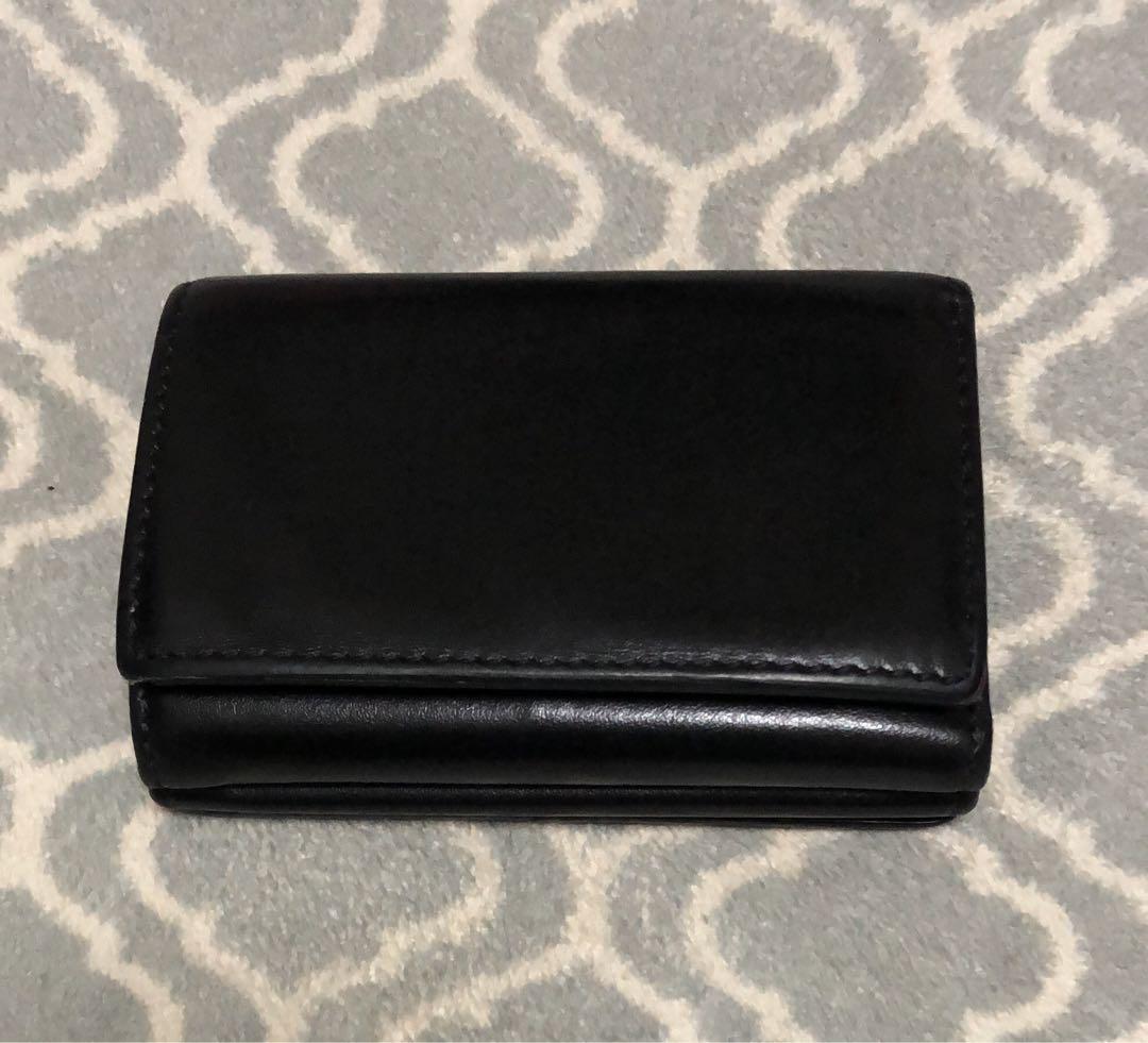Burberry TB 三つ折り財布