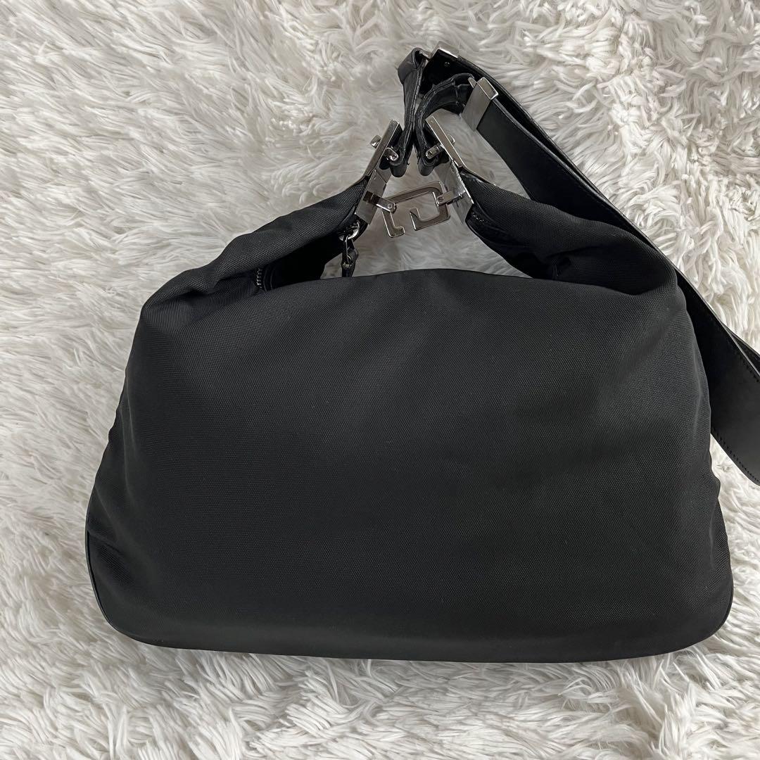 GUCCI ワンショルダーバッグ G金具 レザー ナイロン